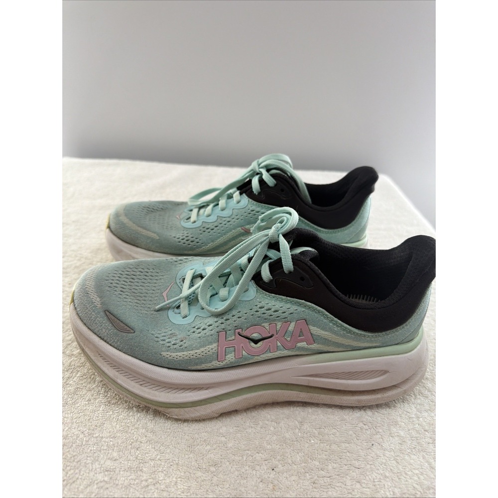 Women's- Hoka One One HOKA Bondi 9 Blue Spark Mint Fluorite Size 7D Wide